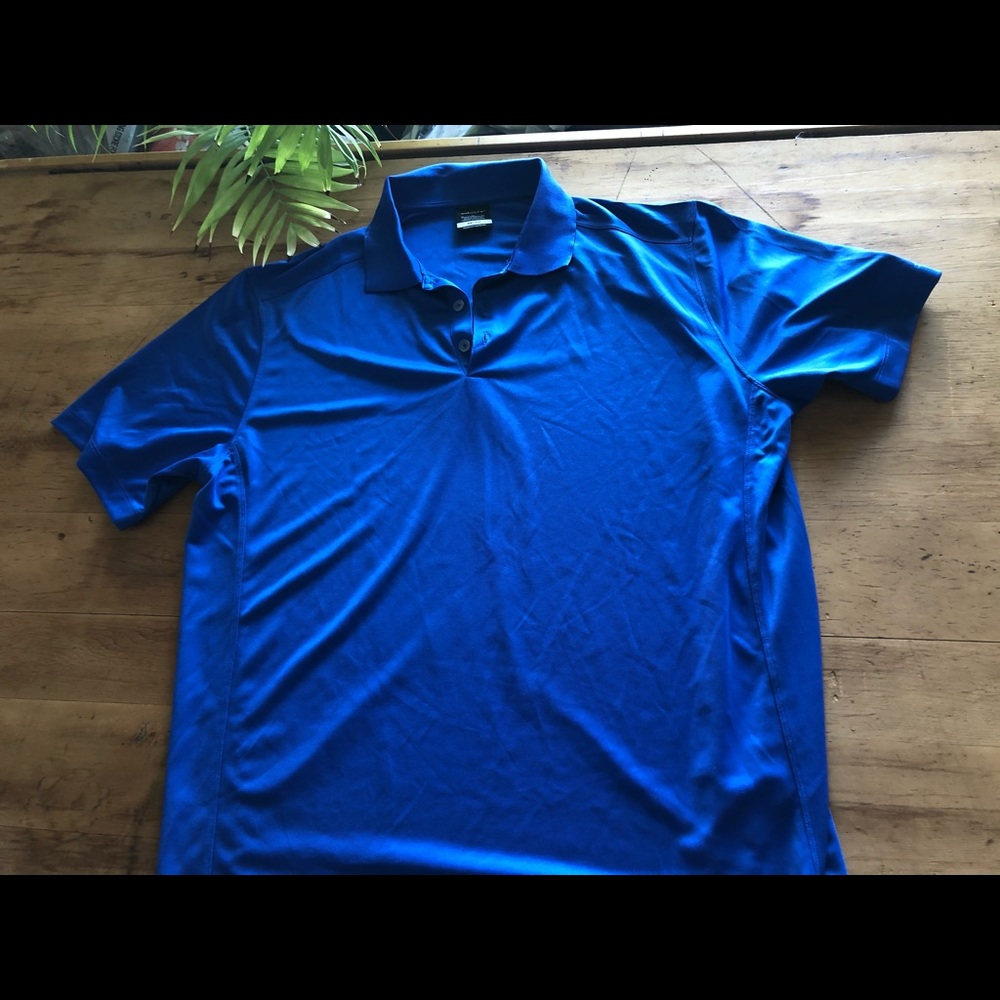 Nike Dri fit men’s golf shirt
